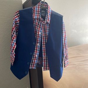 Little boys Nautica outfit. Size 3 T